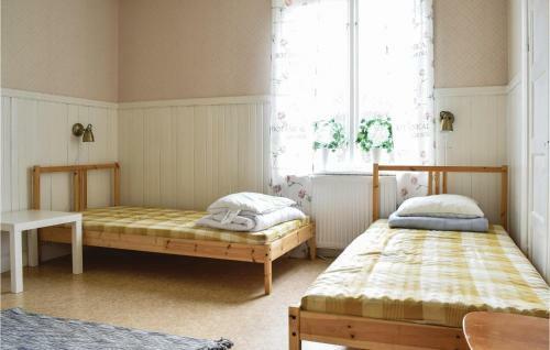 Four-bedroom Holiday Home In Hogsby
