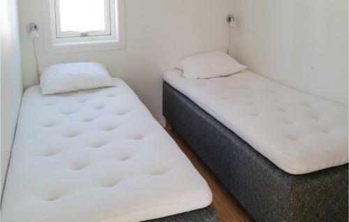Holiday Home Dalslanged With Sea View II