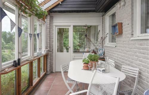 Four-bedroom Holiday Home In Landvetter