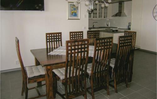 Four-bedroom Holiday Home Vittaryd With Sea View 09