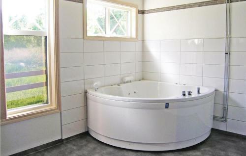 Four-bedroom Holiday Home Vittaryd With Sea View 09