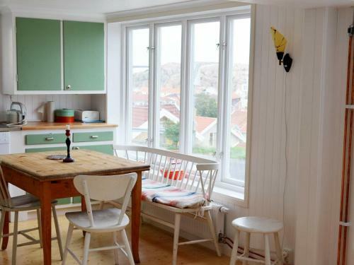 Apartamento Two-bedroom Holiday Home In Kungshamn 1