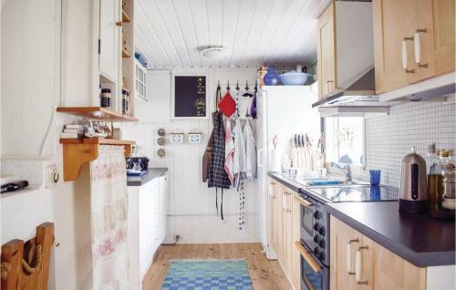 Two-bedroom Holiday Home In Lenhovda