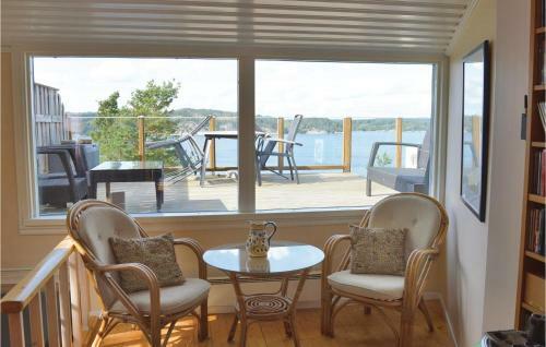 Three-bedroom Holiday Home In Uddevalla