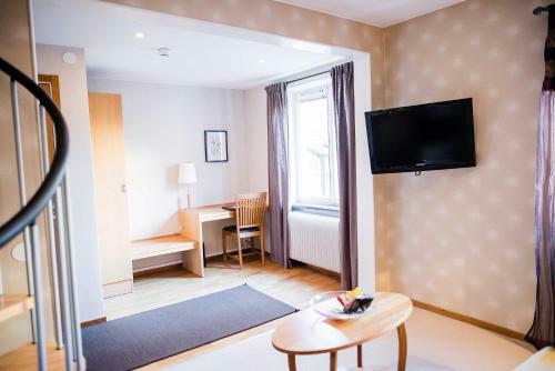 Nyn�sg�rden Hotell & Konferens