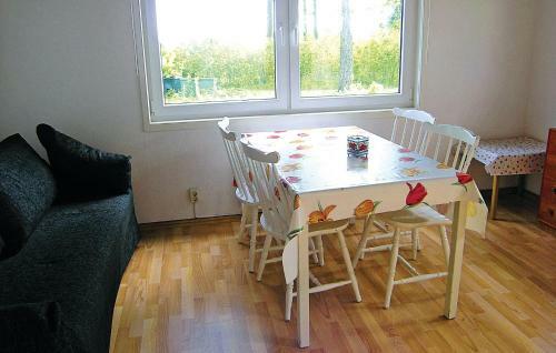 Holiday Home N�glinge R�dala O-948