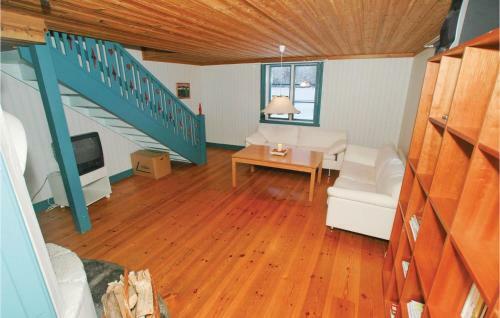 Two-bedroom Holiday Home In Mullsjo