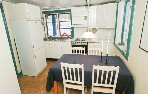 Two-bedroom Holiday Home In Mullsjo
