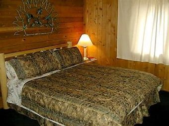 Motel Executive Inn And Suites