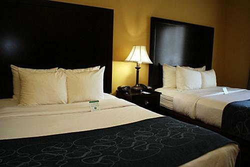 Hotel Comfort Suites Frisco
