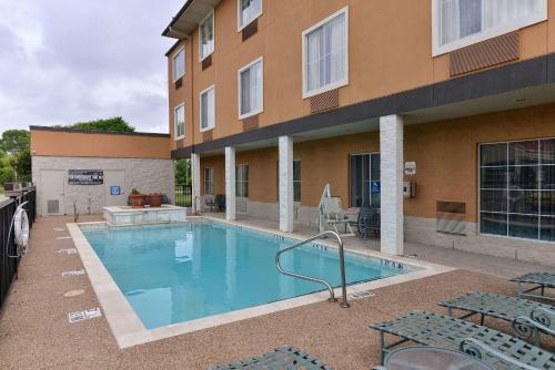 Hotel Inn At Stonebriar