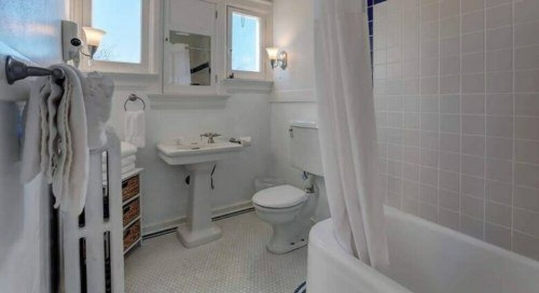 Bed & Breakfast Nantucket Inn