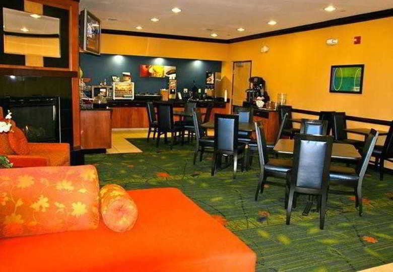 Hotel Fairfield Inn Hays