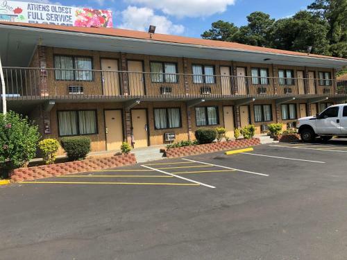 Motel Budget Host Athens