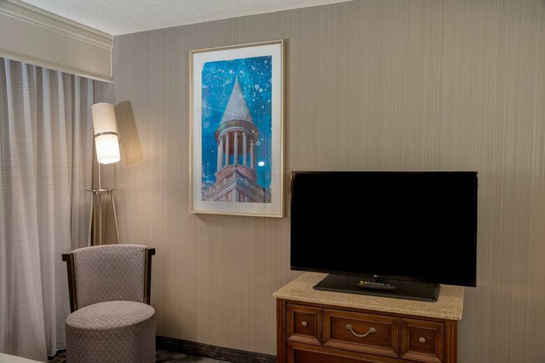 Hotel Courtyard Chapel Hill