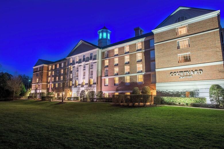 Hotel Courtyard Chapel Hill