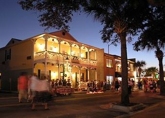 Bed & Breakfast Inn On The Avenue