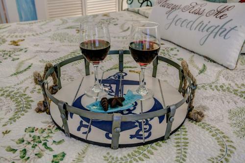 Longboard Inn Bed And Breakfast