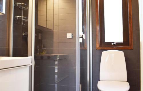 Two-bedroom Holiday Home In Lottorp