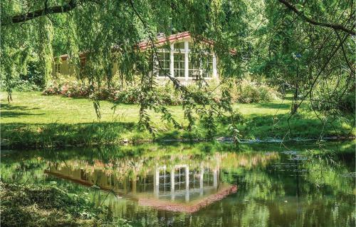 Three-bedroom Holiday Home In Tomelilla