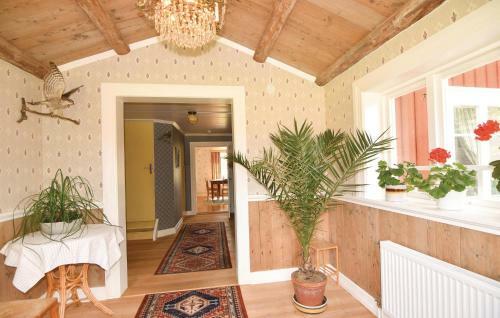 Two-bedroom Holiday Home With Lake View In Dals Ed