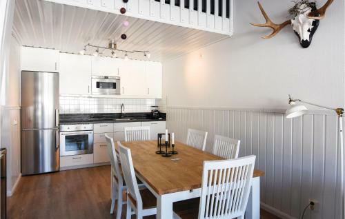 Three-bedroom Holiday Home In Branas