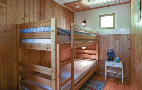 Two-bedroom Holiday Home In Hovas