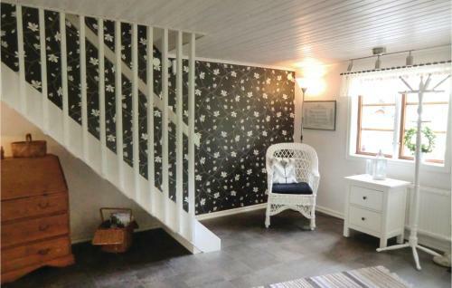 Two-bedroom Holiday Home In Stensjon