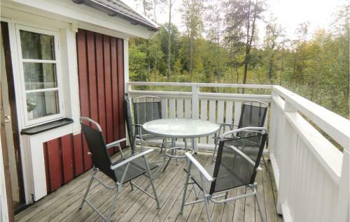 Two-bedroom Holiday Home In Stensjon