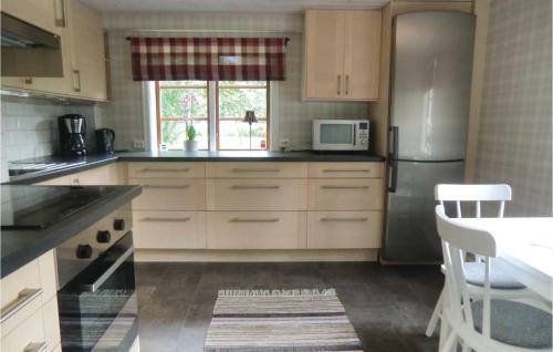 Two-bedroom Holiday Home In Stensjon