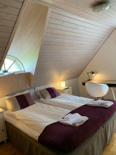 Kvinnab�ske Krog & Hotel