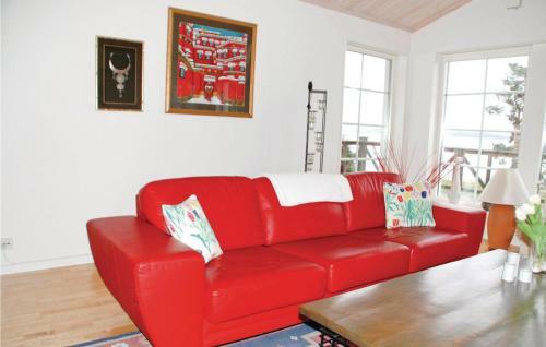 Three-bedroom Holiday Home In Brandstorp