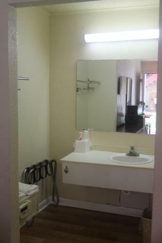 Motel Travelodge Opelika
