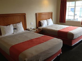 Motel 6 Gardena
