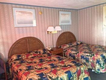 Rainbow Motel