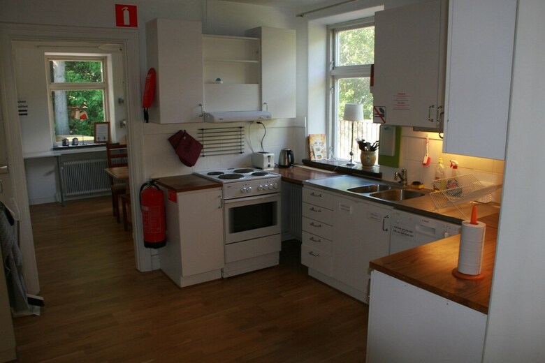 Hallands�sen Hostel & B&B