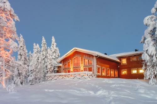 Hotel Pinetree Lodge
