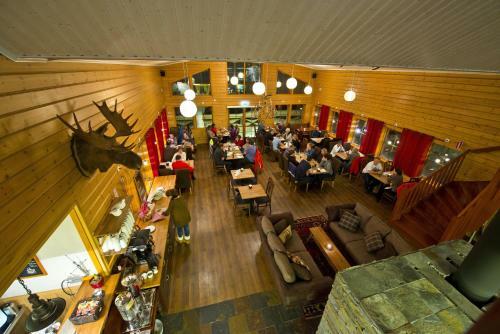 Hotel Pinetree Lodge