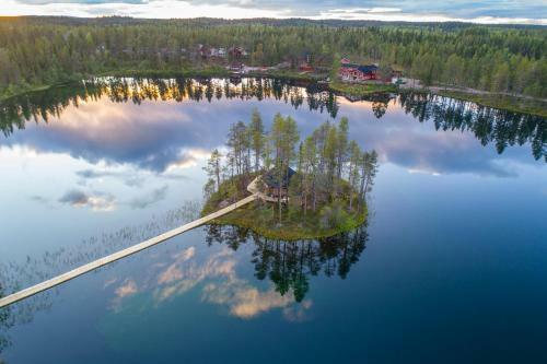 Hotel Pinetree Lodge