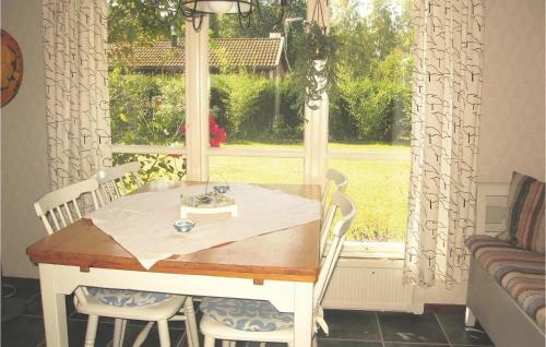 Three-bedroom Holiday Home In Nybrostrand