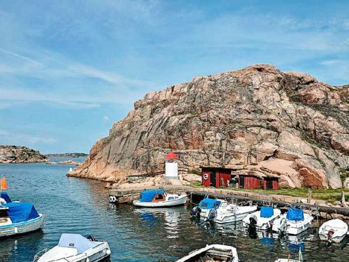 Three-bedroom Holiday Home In Lysekil 4