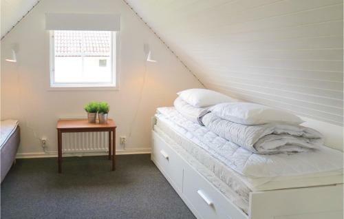 Four-bedroom Holiday Home In Figeholm