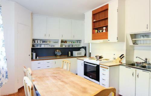 Two-bedroom Holiday Home In Munkfors