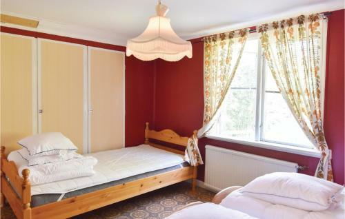 Two-bedroom Holiday Home In Munkfors