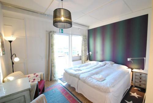 Bj�rnlokan Bed & Breakfast