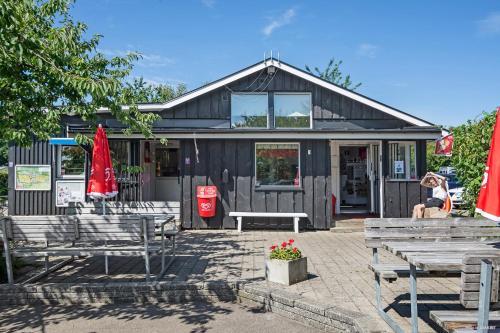 First Camp M�lle-h�gan�s