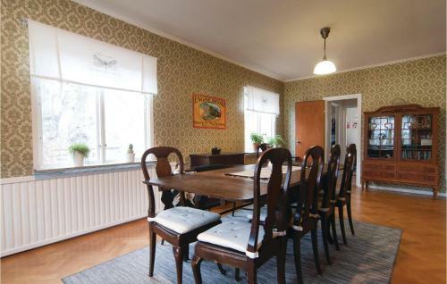 Five-bedroom Holiday Home In Romakloster