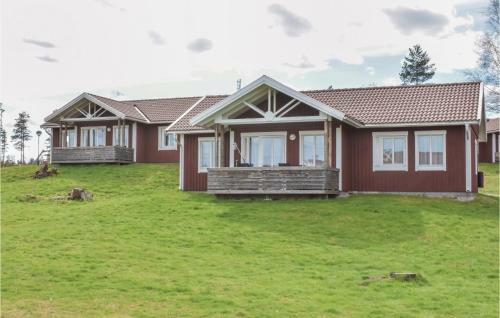 Two-bedroom Holiday Home In Hok