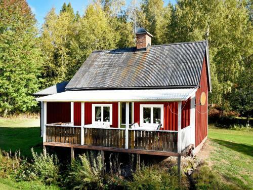 One-bedroom Holiday Home In Sunnemo