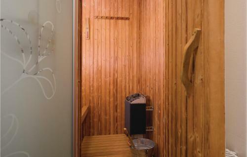 Two-bedroom Holiday Home In Tranas